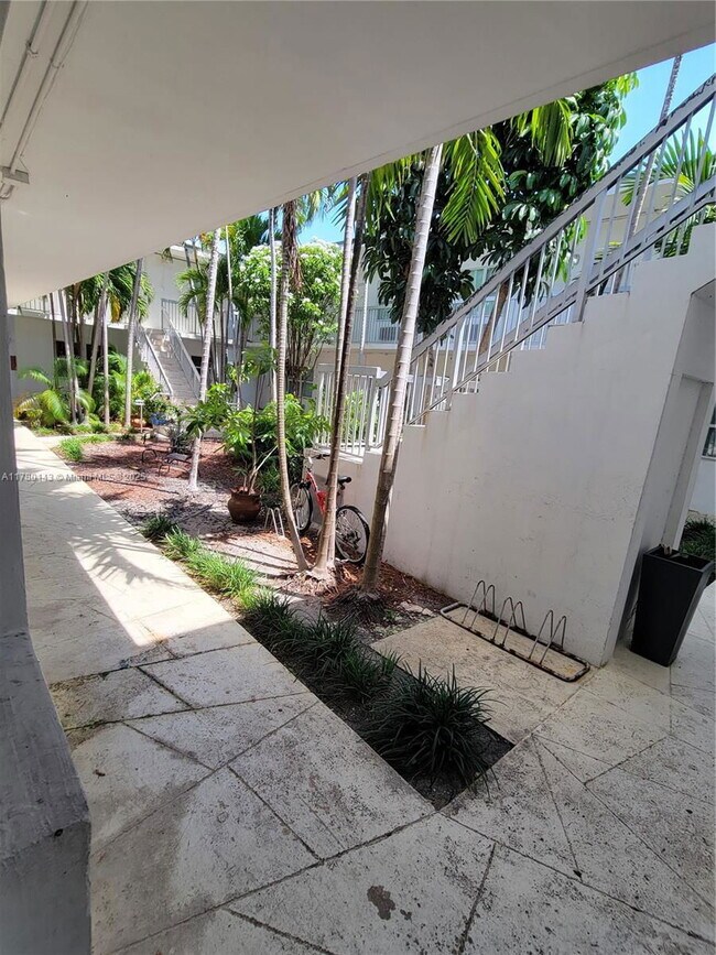 Building Photo - 8080 Tatum Waterway Dr