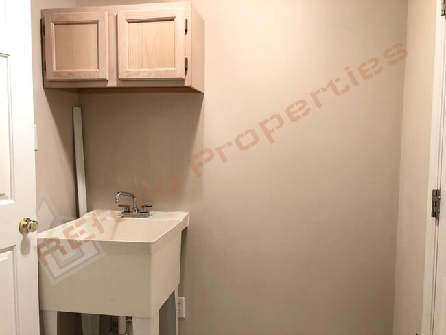 Building Photo - Elegant 4 Bedroom 2.5 Bath House w/ Primary Suite on 1st Floor + a Fenced-in Backyard @ Park Vill...