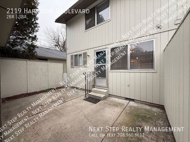 Building Photo - 2119 N Harrison Blvd