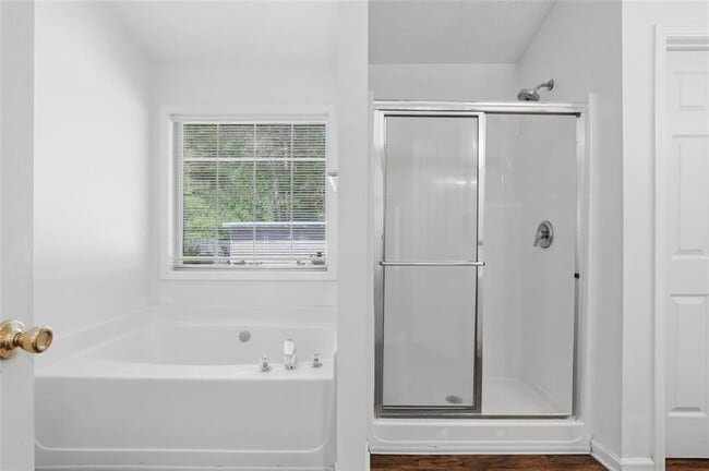 Building Photo - 540 Sterling Hill Dr