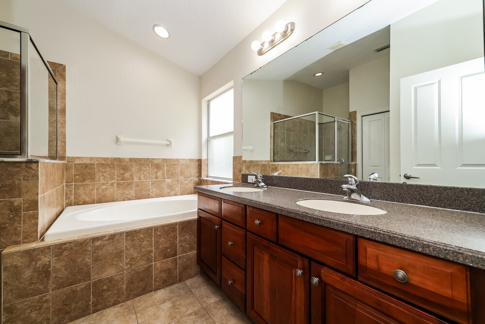 Building Photo - 209 Fern Gulley Dr