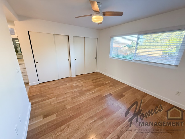 Building Photo - Homes Management - 3 bed, 2 bath home off Oak Hill