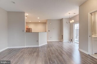 Building Photo - 7700 Duneiden Ln