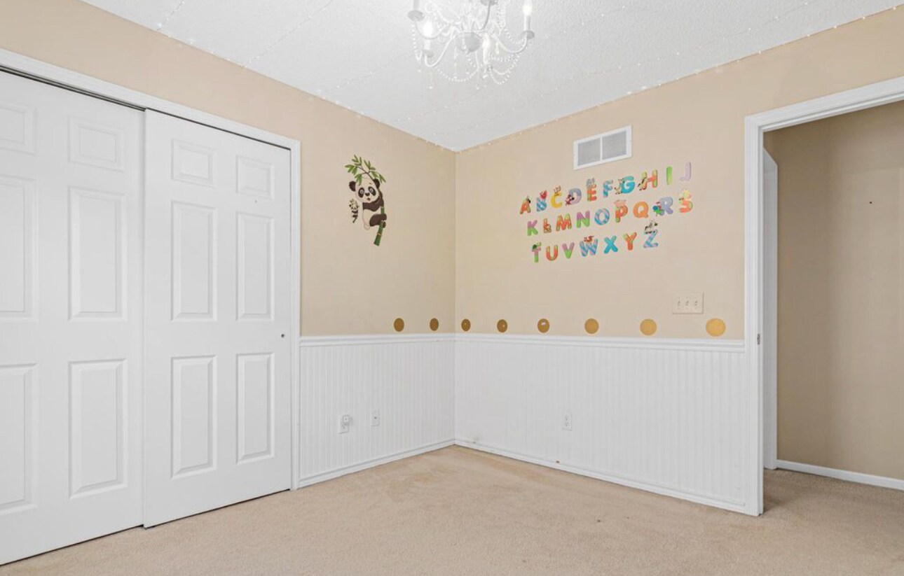 Building Photo - 15587 Crab Apple Ln