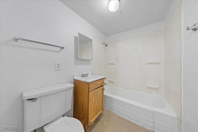 Building Photo - 521 S Maryland Pkwy