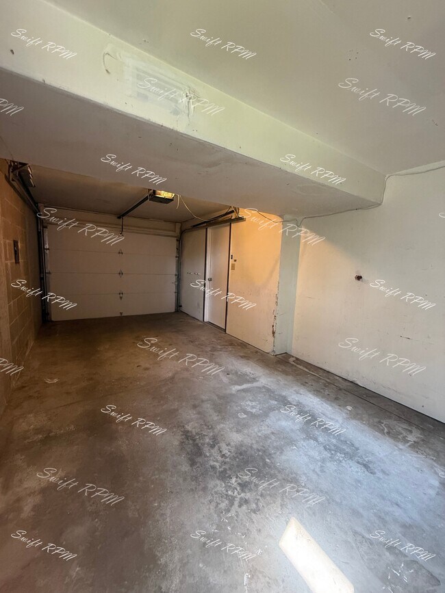 Building Photo - 12915 W 61st Terrace