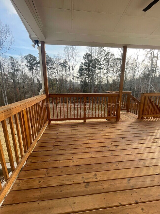 Building Photo - 8225 Crooked Crk Dr