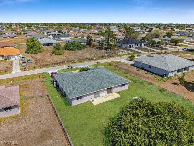 Building Photo - 4549 22nd St SW