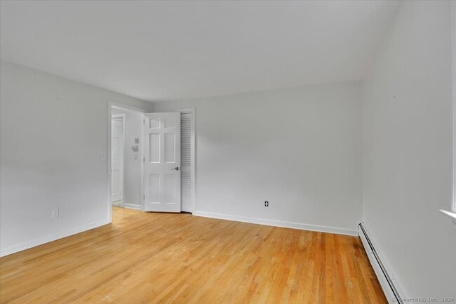 Building Photo - 77 Hemlock Ridge