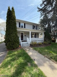 Building Photo - 154 E Prospect St