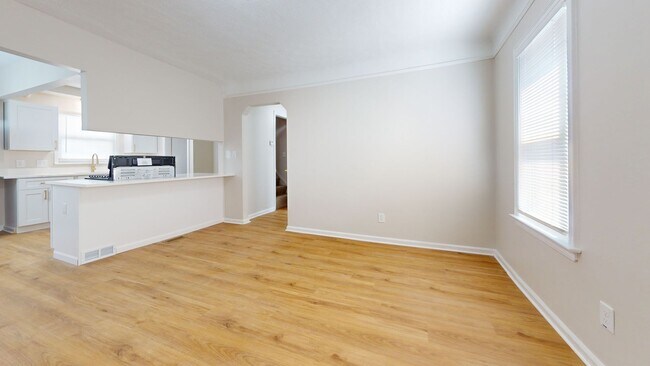 Building Photo - Well-Maintained 3-Bedroom Home for Lease in Warren