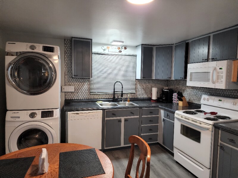 Building Photo - 3023 County Rd 8