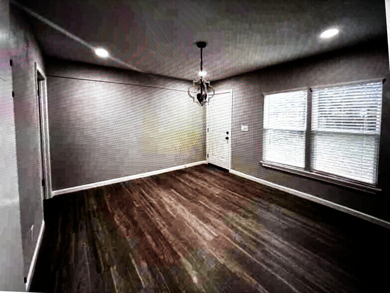 Building Photo - 4601 Harwen Terrace