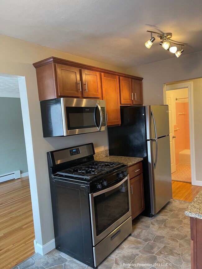 Kitchen - 1511 7th St W