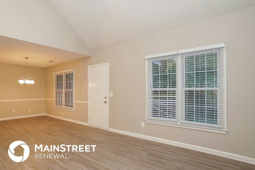 Building Photo - 14 Dove Ct