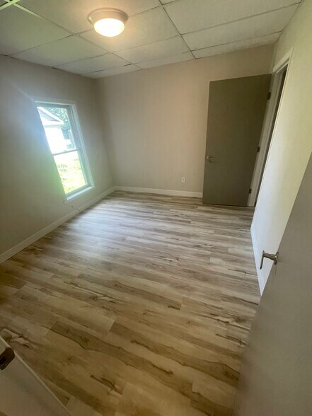 Lower level bedroom 1 - 1001 S 4th Ave