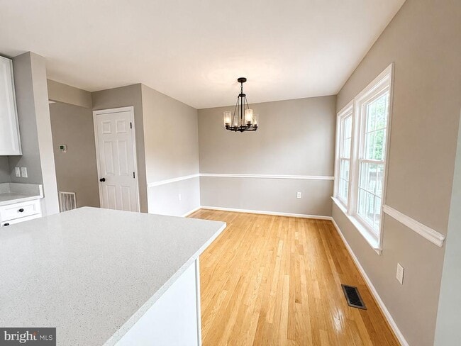 Building Photo - 20 Dunlap Dr