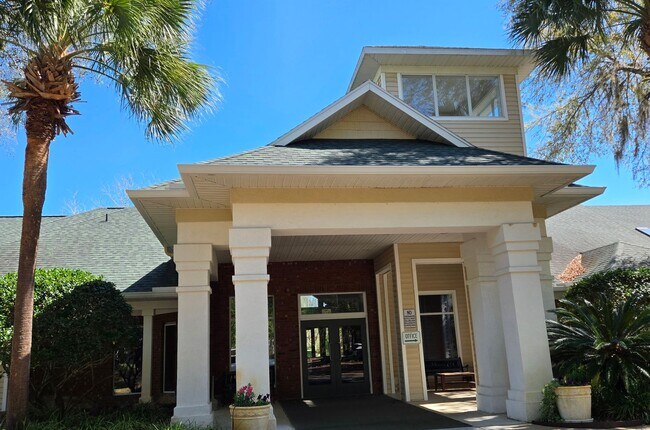 Building Photo - 3 Bedroom/ 2 Bath home at The Greens at West End