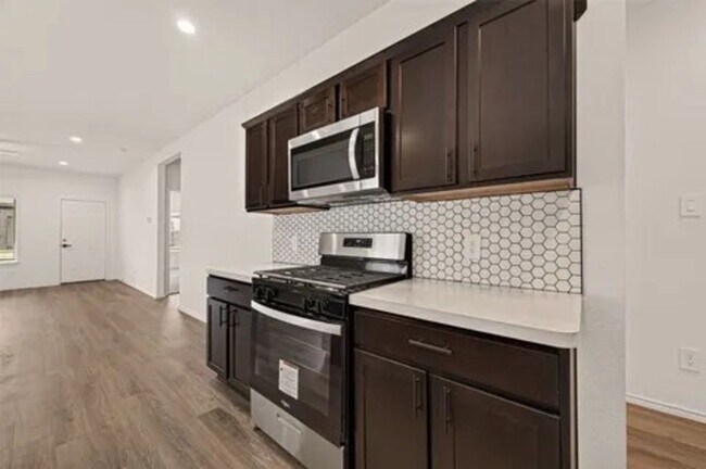 Building Photo - 12338 lariat Run Dr