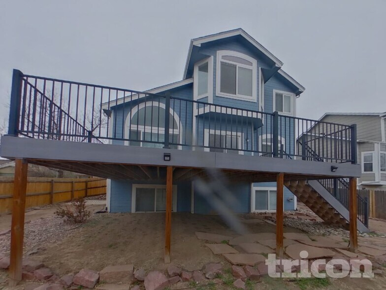 Building Photo - 6015 Fescue Dr