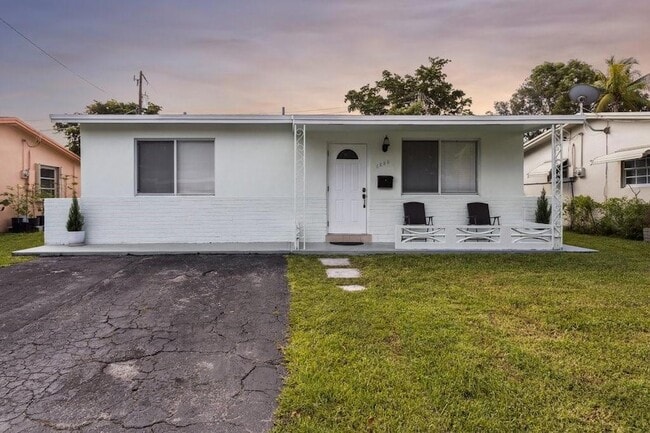 Building Photo - 6888 NW 30th St