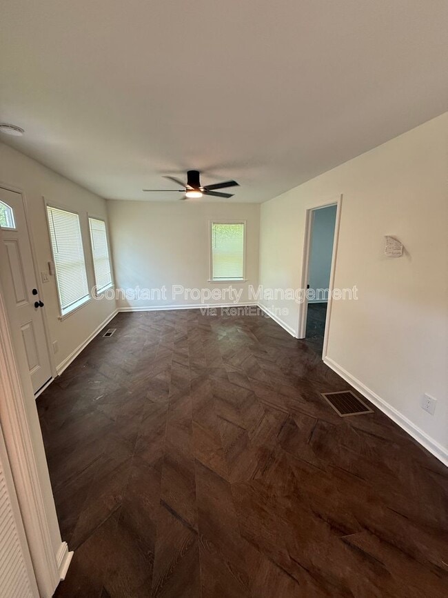 Building Photo - 139 Woodward Ct