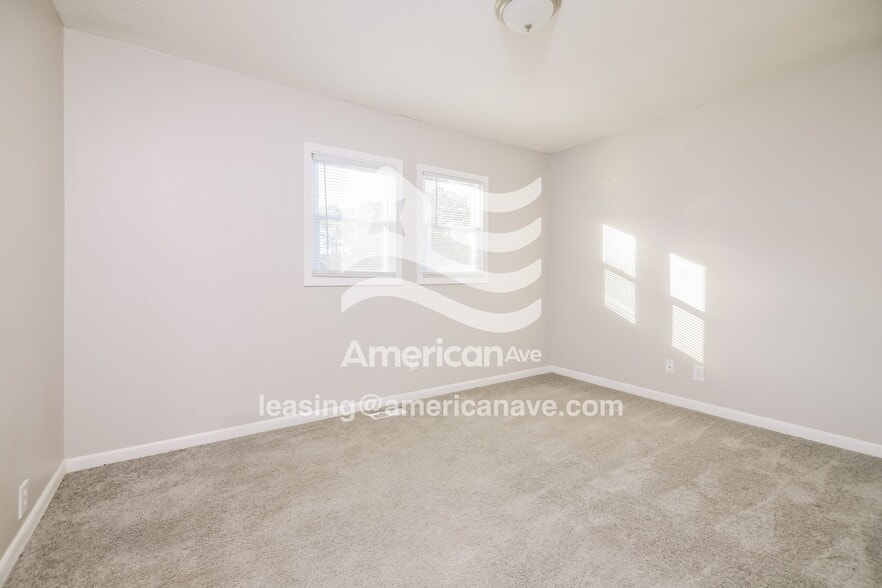 Building Photo - 5136 Wichita Dr