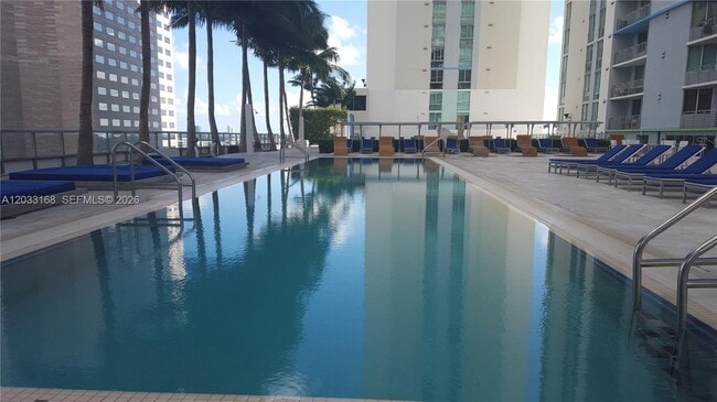 Building Photo - 335 S Biscayne Blvd
