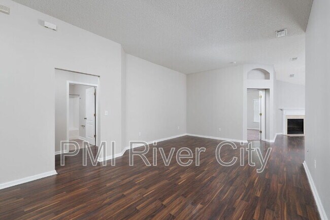 Building Photo - 6522 Skyler Jean Dr