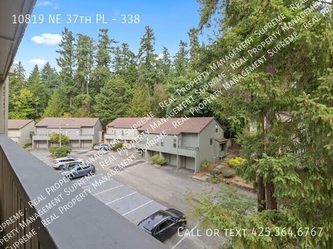 Building Photo - 10819 NE 37th Pl