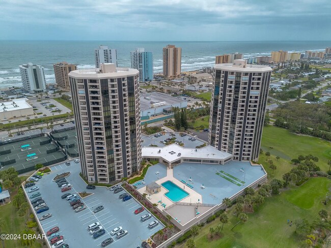 Building Photo - 1 Oceans West Blvd