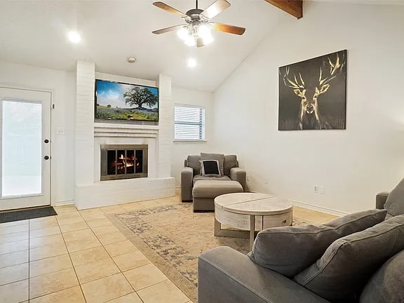 Building Photo - 1000 Forest Trail Ct