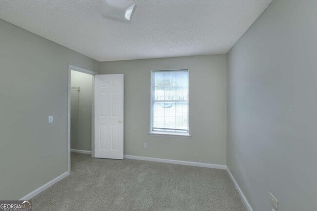Building Photo - 426 Admiral's Walk Dr