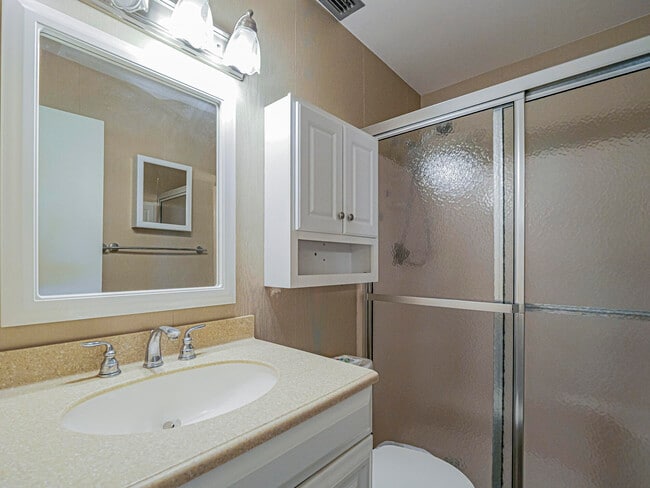 Building Photo - 106 Spring Lake Ct