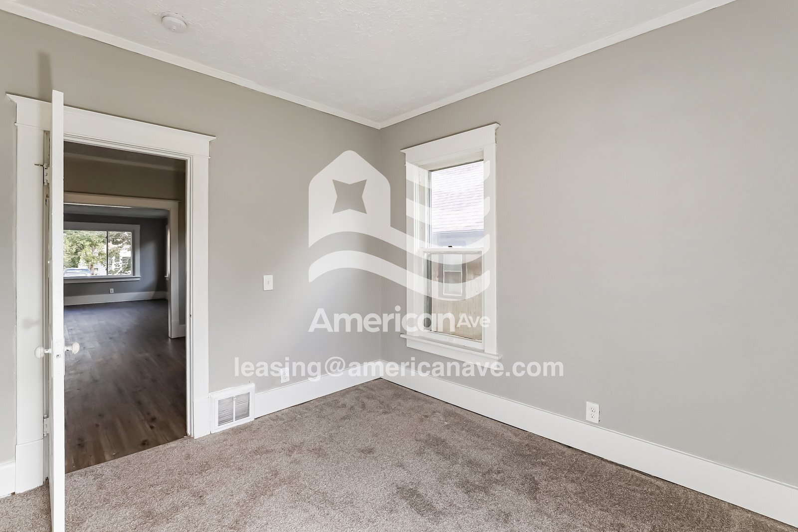 Building Photo - 2859 Corby St