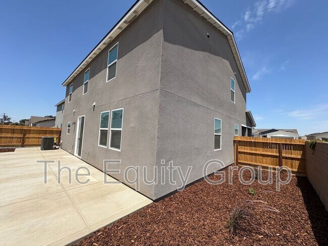 Building Photo - 4005 W Babcock Ave