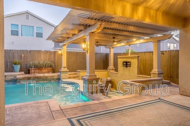 Building Photo - 145 E Taylor Ave