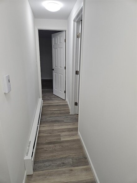 Building Photo - 120 Henry St