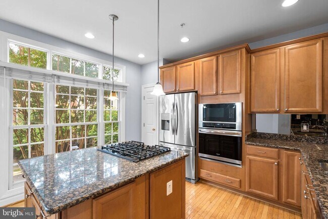 Building Photo - 5246 Tancreti Ln