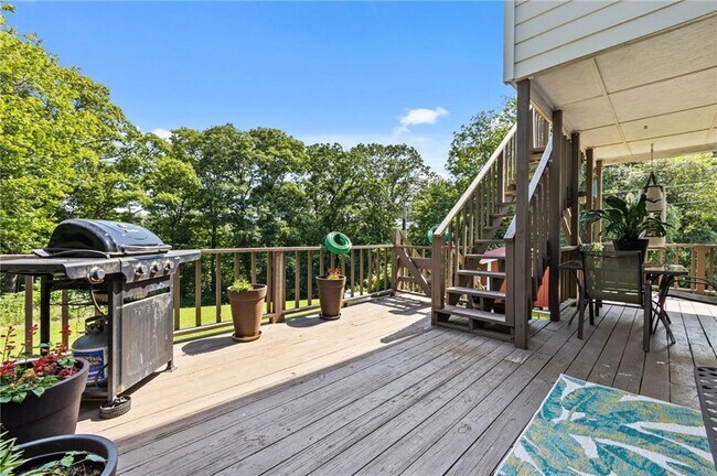 Building Photo - 10940 Devils Den Rd
