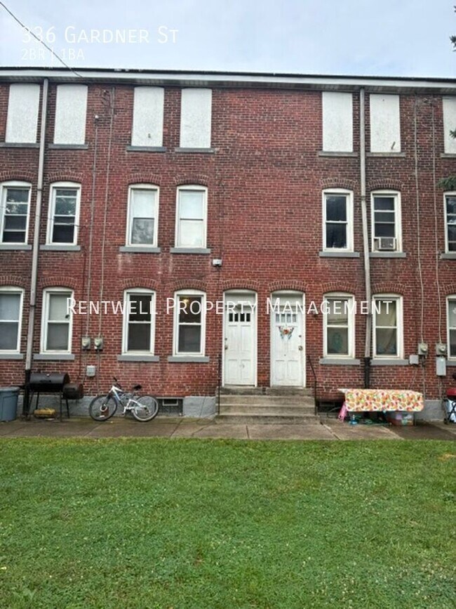 Building Photo - 336 Gardner St