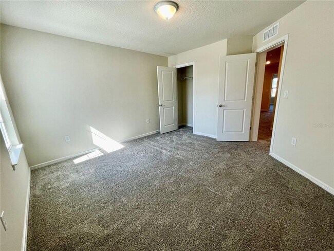 Building Photo - 1986 Canny Cv