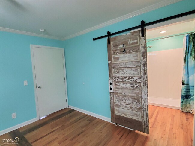 Building Photo - 48 Leigh St