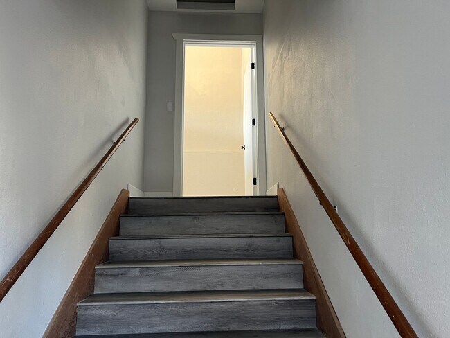 Building Photo - Commercial Space