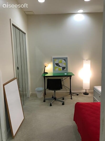 Unit # 1 - 5102 Warren Plz NW