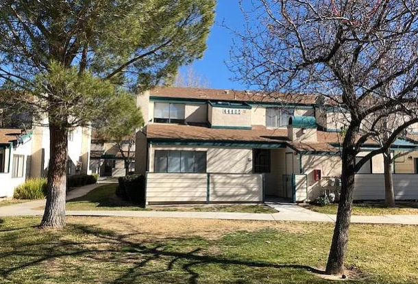 Primary Photo - 44460 15th St E