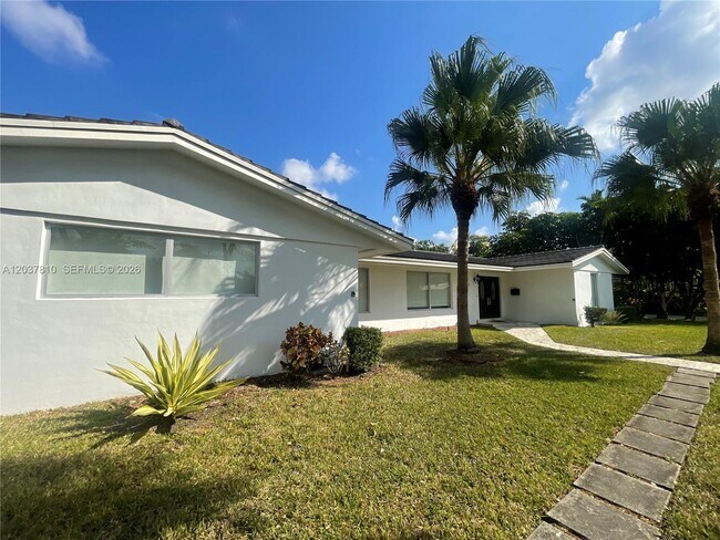 Building Photo - 7361 SW 117th Terrace