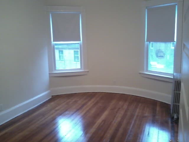 Building Photo - 1563 Beacon St