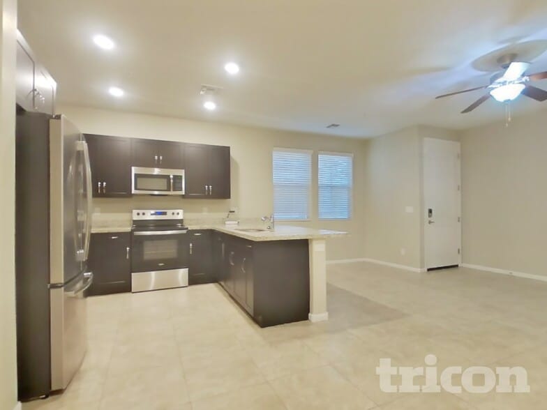 Building Photo - 12584 W Via Dona Rd