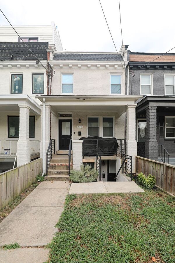 Building Photo - 2630 4th St NE